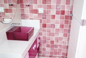 banheiros-decorados-com-pastilhas-22