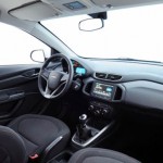 Chevrolet-Onix-Fotos-interior